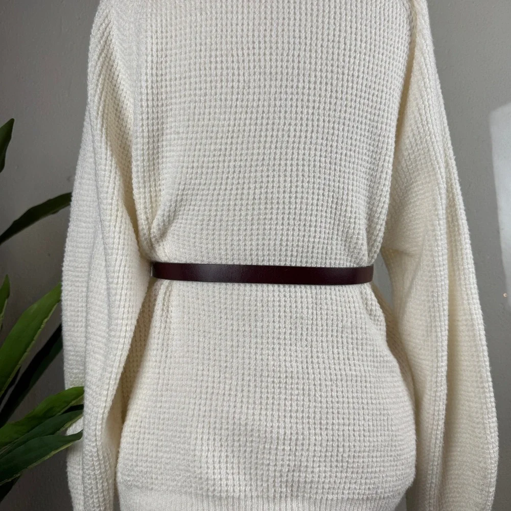 Dark Academia Minimalist Vintage 90s Burgundy Oxblood Leather Belt Womens XS